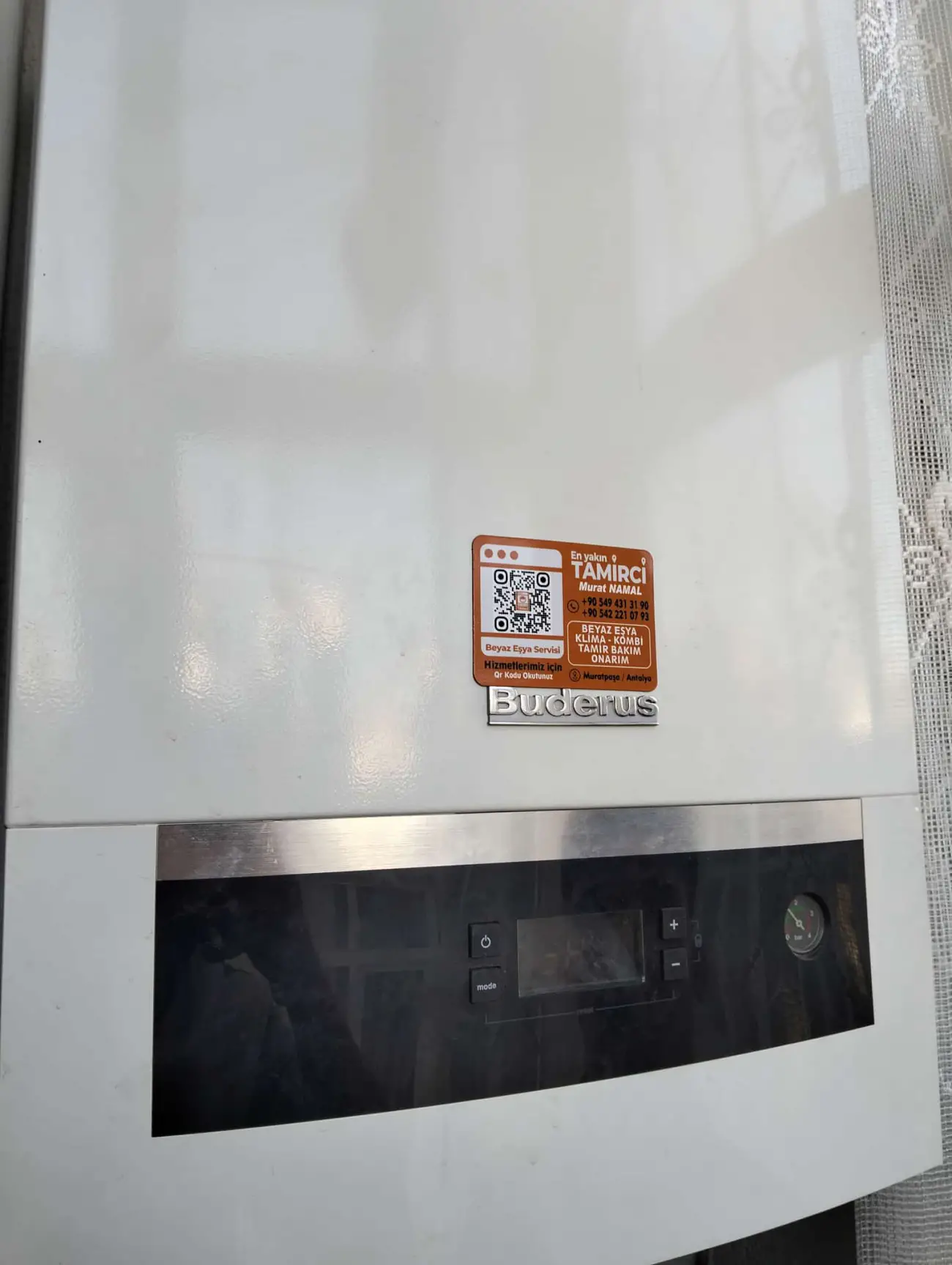 kombim sıcak su veriyor ama petekler ısınmıyor !